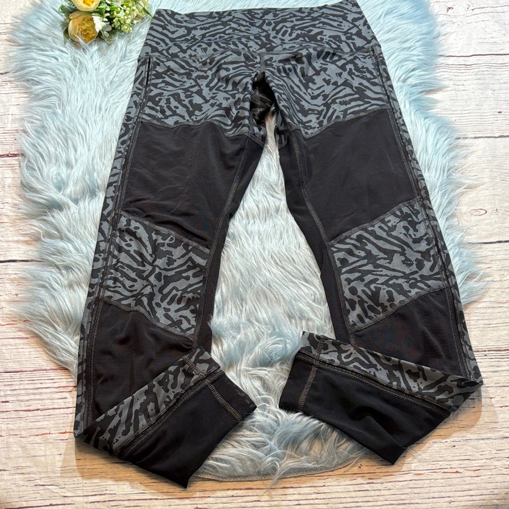 Lululemon Hot To Street Biggie Brushed Animal Coal Black Leggings sz 8